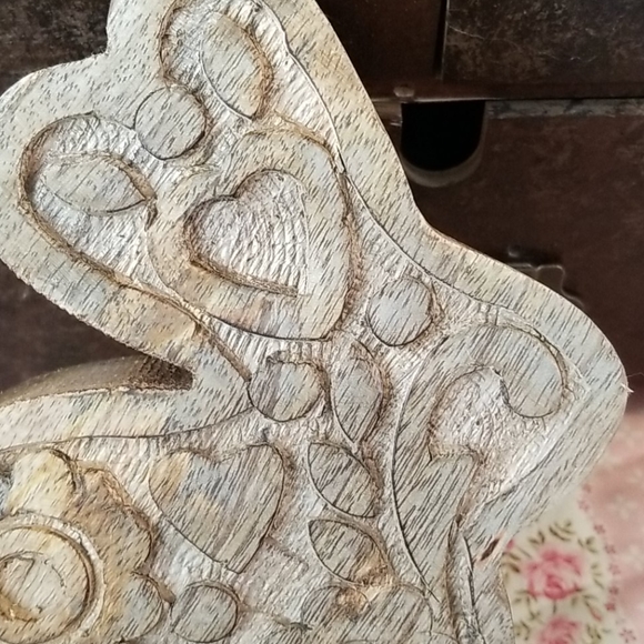 Handcarved Solid Wood Rabbit - Picture 2 of 5